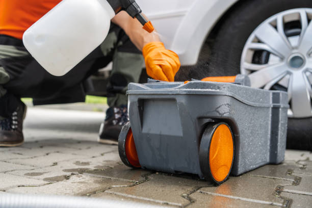 Portable Toilet Options We Offer in Bardmoor, FL
